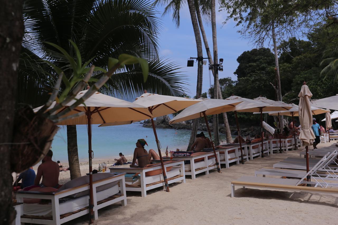 Paradise Beach Backpackers Hostel Patong Buitenkant foto