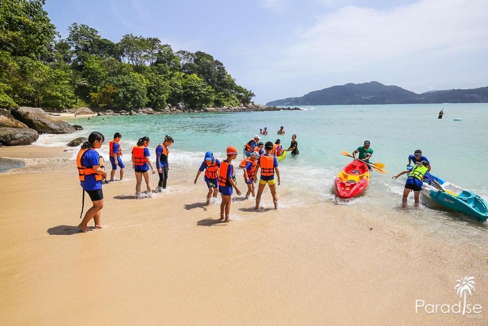 Paradise Beach Backpackers Hostel Patong Buitenkant foto